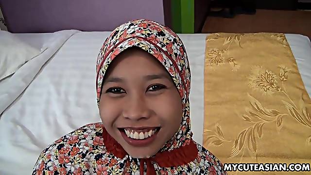 Arabian babe is getting hardcore banged in her small pussy