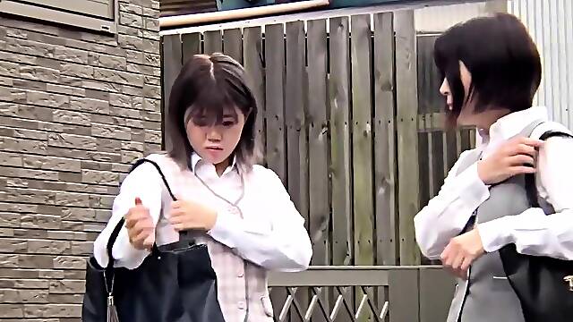 Amateur Asian Couple Frigging On Cam