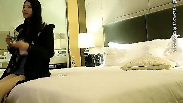 Amateur sex hidden cam