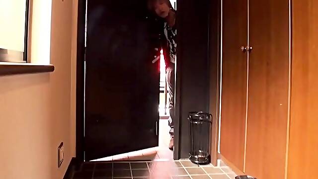 Omege japanese girl with big boobs on cams