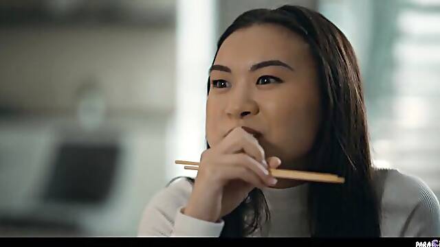 Parasited featuring Nathan Bronson and Lulu Chus pussy eating dirt