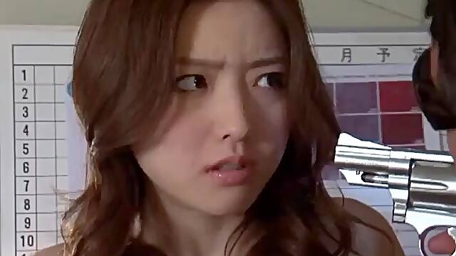 Haneda loves secret beauty