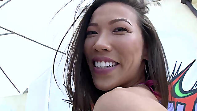 Sexy asian vixen Kalina Ryu takes girthy dick