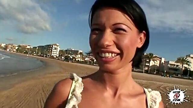 Max Cortes & Madmoiselle Justine in Masseuse Fucked On The Beach - Leche69. There´s always a ton of masseuses here on the beaches in Barcelona. Max Cortes found this might actually be a good...