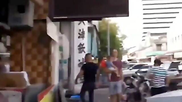 Indonesian - Normi Chubby Ngewe Dengan Bule Dihotel