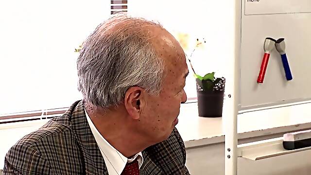 Gvh-339 Gorgeous Secretary Is Consistently Harassed