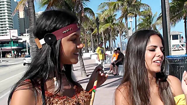 Money Talks: Latina Moni alongside JMac finds dick to fuck