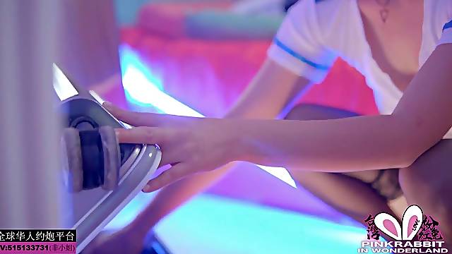 台灣粉紅兔14：空姐兔兔女神出发前好想来一炮，梦想成真干出爆浆内射中出肏个过瘾 ，全球华人约炮平台+v：515133731（非小姐）(国产完整版在粉絲專享)