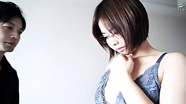 The reality of a production company specializing in MILFs - Women in AV interviews 2 - First shot Creampie