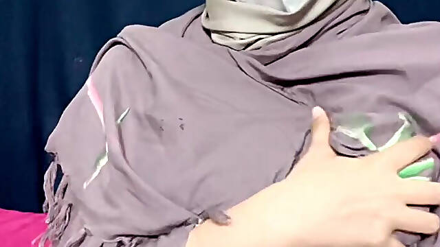 Women stimulated horny in room plays dildo