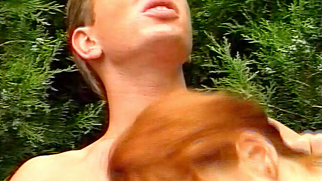 Amateur Lady From Germany Penetrated in Her Anal Hole