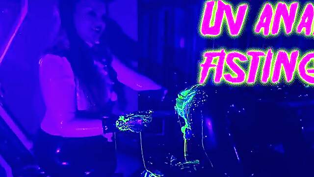 UV Anal Fisting 1080p ft Mistress Lady Asmondena Morbid #fisting #pegging #femdom @mazmorbidfetish
