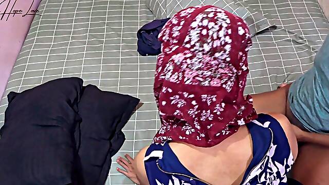 Stepsister Helped Me Finish on Her Pussy